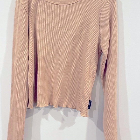 CALVIN KLEIN  Wheat Logo 
Cropped Crewneck Top size large - Picture 4 of 6